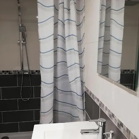 Jolie Maison *
